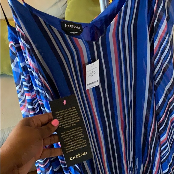 Bebe handkerchief hem deep V Maxi - Picture 4 of 4